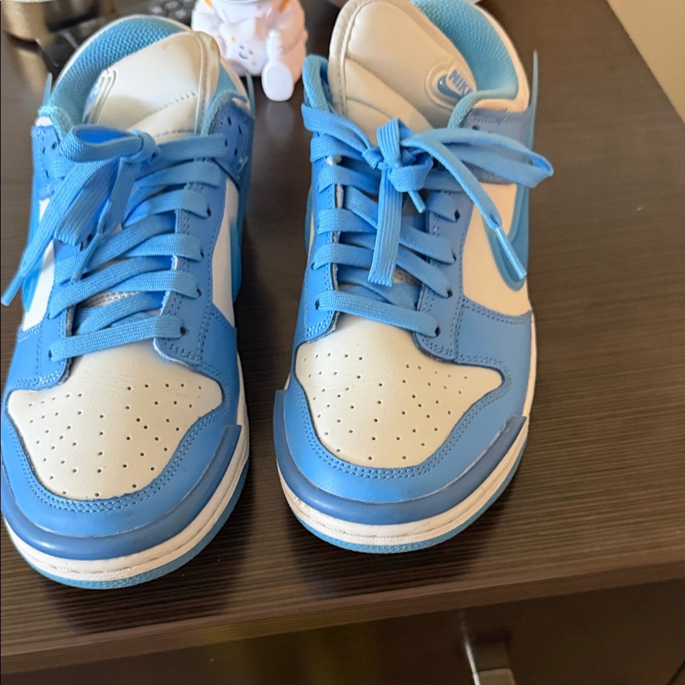 Women size 9.5 blue and white Nike  dunk low
